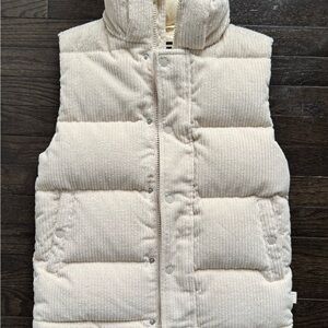 Cream Puffer Vest
